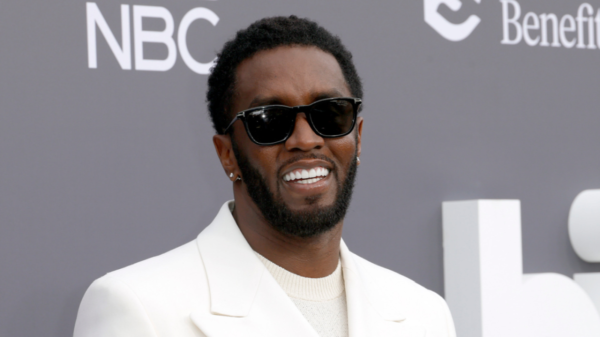 Diddy Share Lovely New Pictures Of Baby Daughter