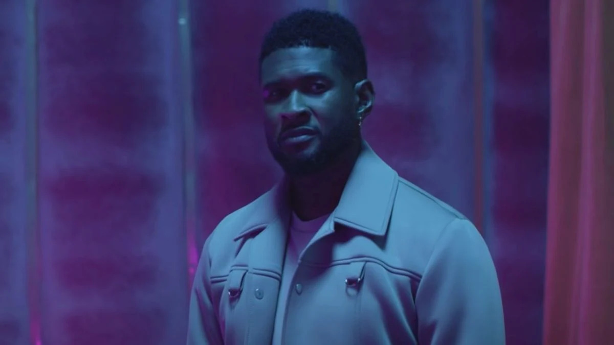 Usher Flips 'nice & Slow' Bars To Celebrate Getting An Honorary Doctorate At Berklee