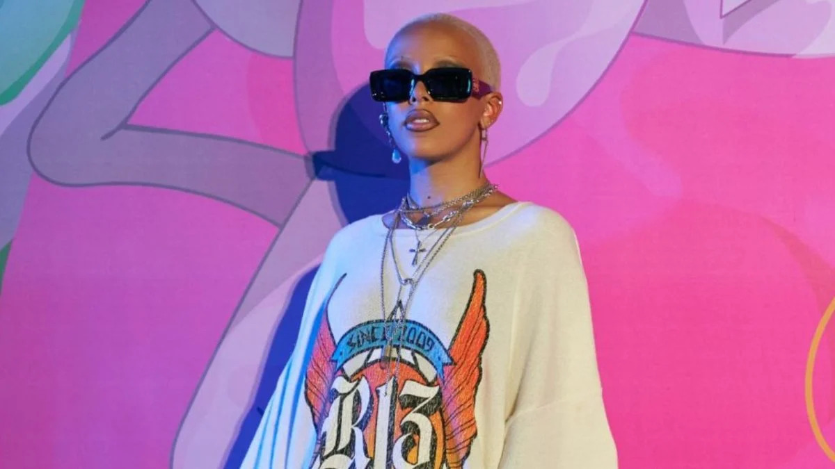 Doja Cat Strips Off To Give Fans A Look At Her Latest Tattoos
