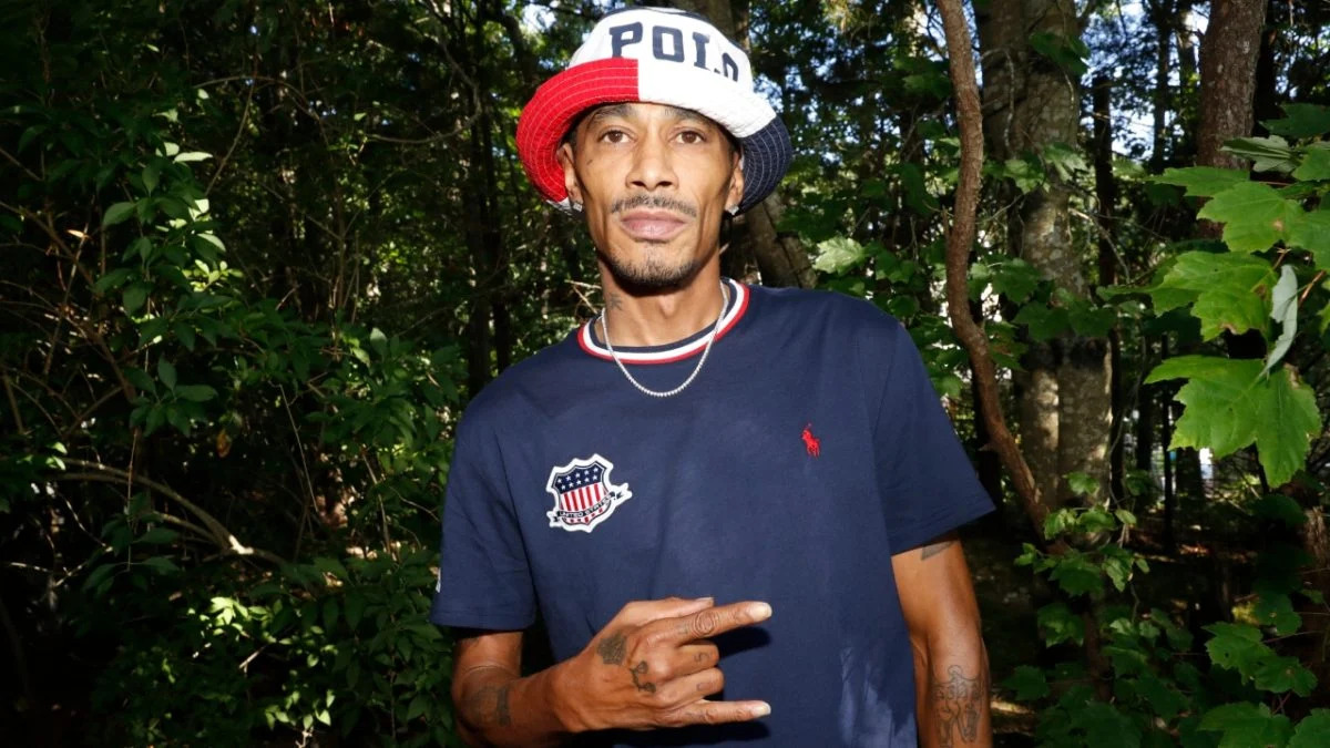 Layzie Bone Raps The "Most Meaningful" Verse He's Ever Written Without A Flaw.