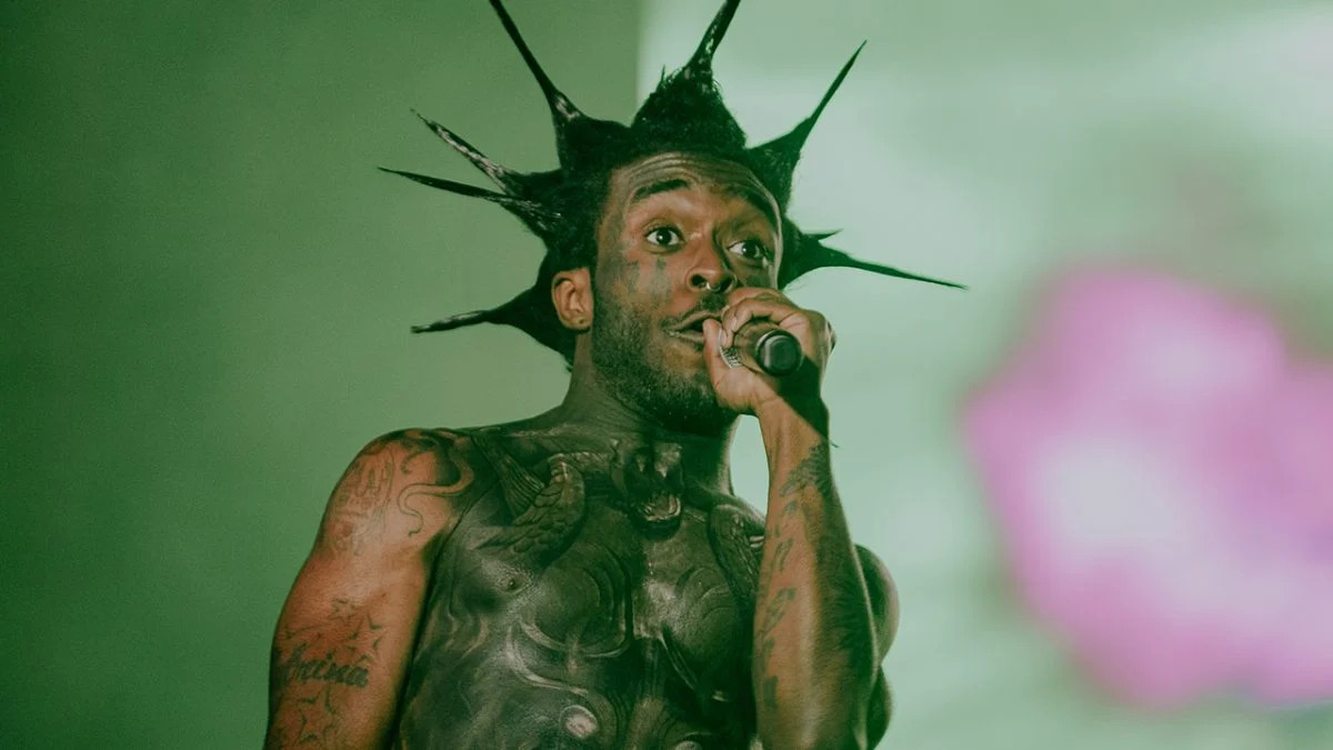 Lil Uzi Vert Protecting 'the Pink Tape' From Hackers By Transporting It On Flash Drive Chain