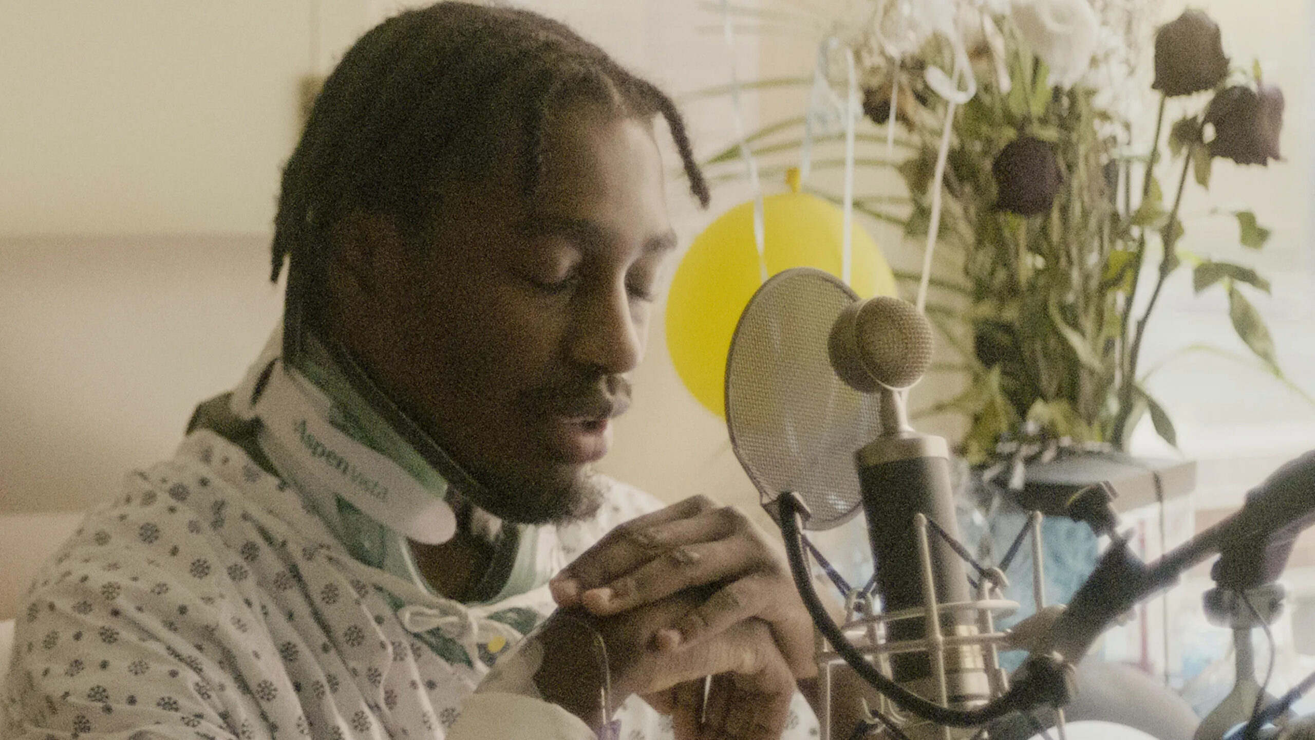Lil Tjay Shares Clip Of New Song With Fans