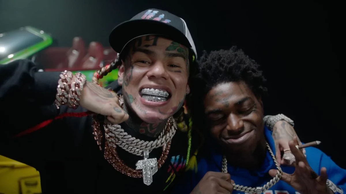 Kodak Black Was Given A Rolls-Royce & 'A Whole Lot Of Money' For 6ix9ine Collab