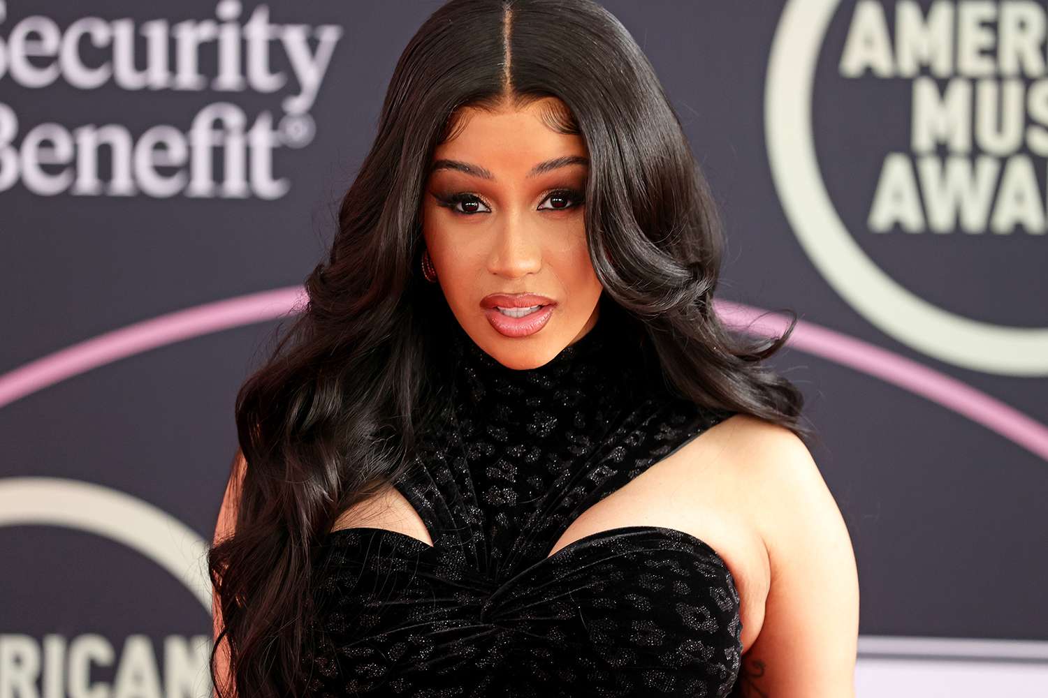 Cardi B’s Tiktok Preview Ignites Excitement  For Upcoming Music Release.