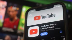 Youtube To Introduce New AI Tools for Detecting Deepfakes in Music and Faces.