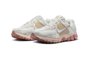 Nike Zoom Vomero 5 "Particle Beige" Releases Spring 2025.