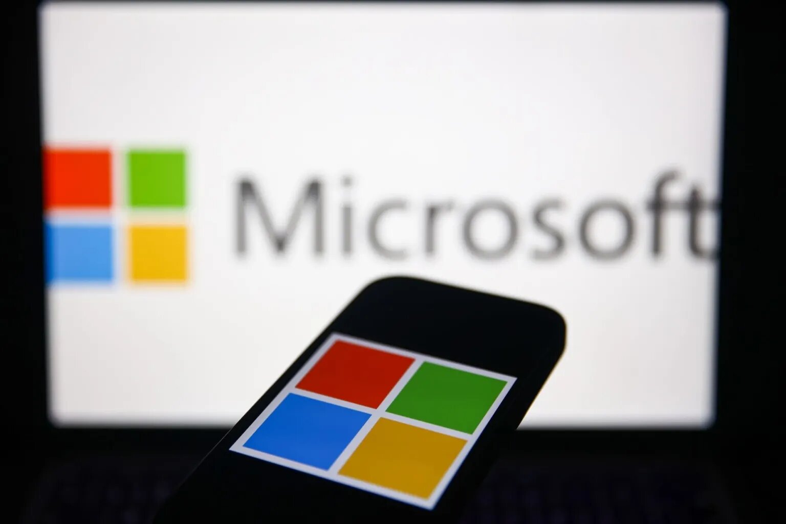 Microsoft Eases File Sharing Between iPhone and Windows PC With Updated Phone Link App.