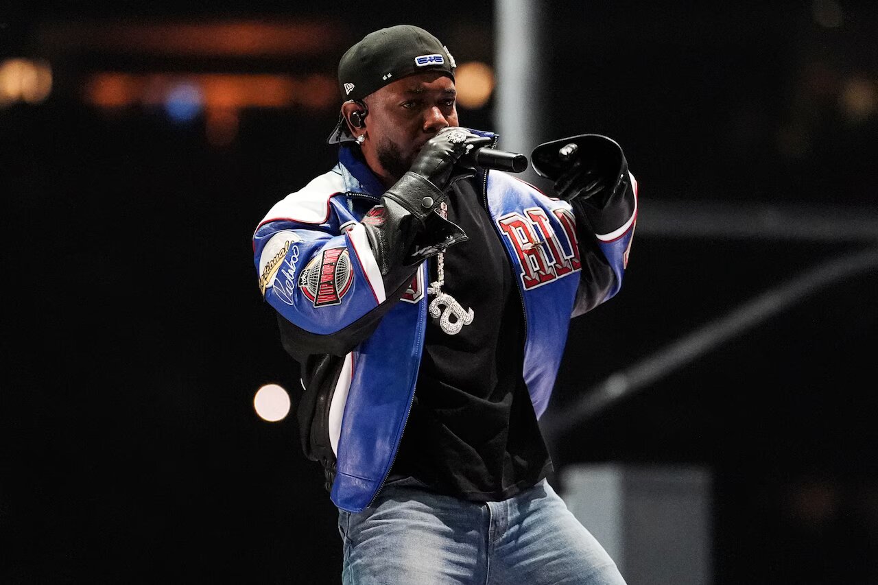 Kendrick Lamar Set for No. 1 Album After Super Bowl Halftime Performance.