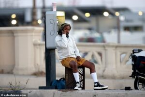 Kendrick Lamar Spotted In New York Studio, Hinting At New Music.