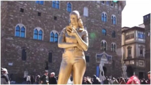 Black Woman Statue by Thomas J Price Installed in Florence’s Historic Piazza.