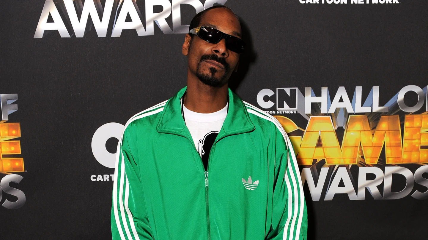 Snoop Dogg Plans to Open a Burger Van at Celtic Park and Partner with Gordon Ramsay on a Restaurant.