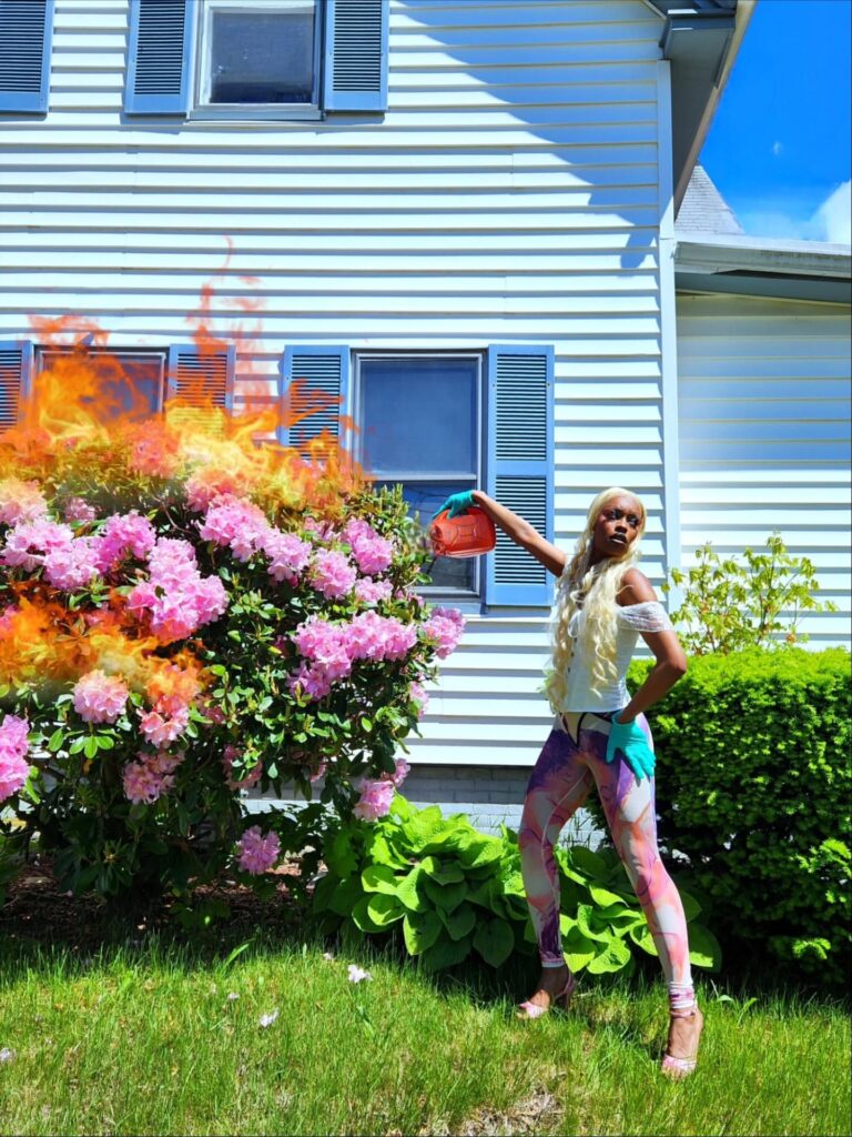 MonaVeli Shares New Single “HOME,” Announces Upcoming Live Performance.