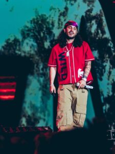Russ Calls Massachusetts Tour Stop “One of the Craziest Shows Ever”.