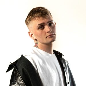 Justin Clancy Teases Upcoming Album ‘No Blondes In Heaven,’ Out Aug. 8.