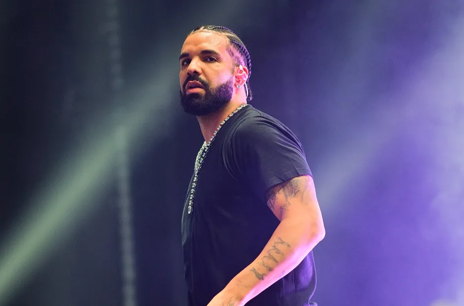 Drake Begins His Three-Day Wireless Festival Appearance While Promoting His New Single.