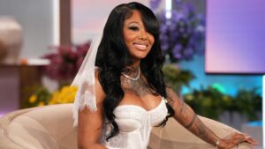 Summer Walker Walks Down “Spirit Tunnel” Ahead of Finally Over It Release